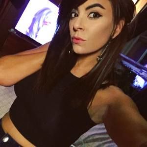 Meet your Posher, Robin